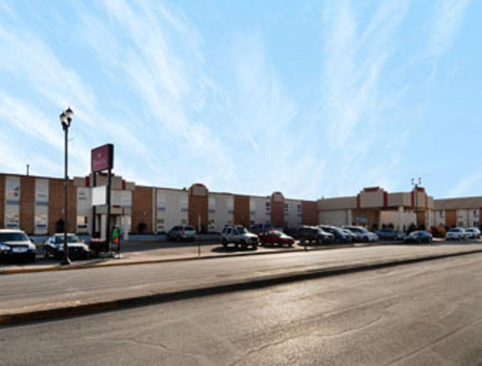 Hotel Ramada By Wyndham Yorkton Exterior foto